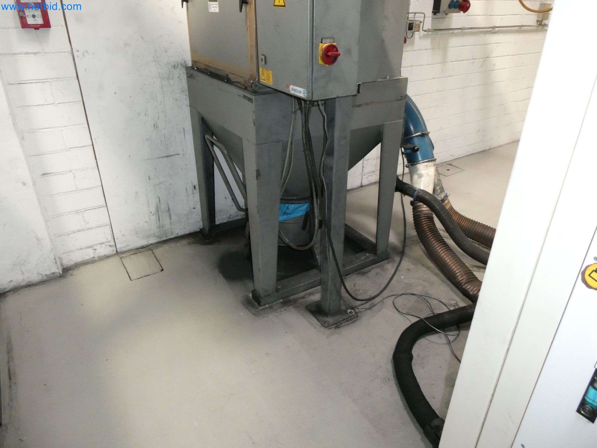 High-tech stroje pro výrobu prototypů, modelů a forem (automobilový průmysl)-10