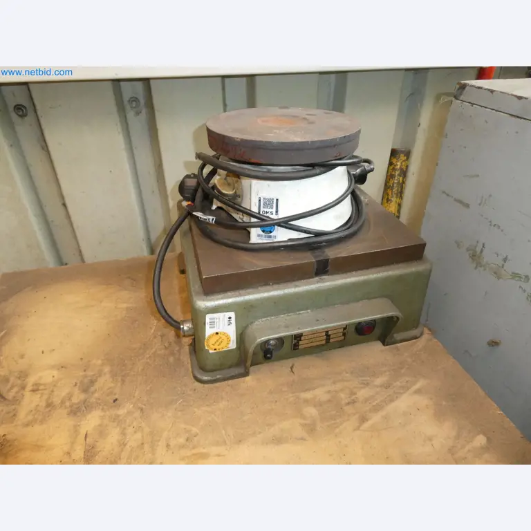 High-tech machinery for prototyping, model making, mold making (automotive)-1