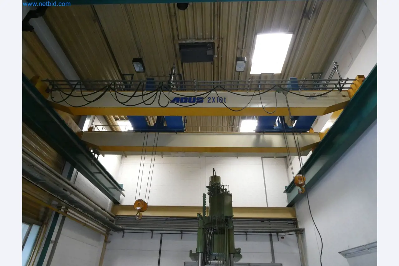 High-tech machinery for prototyping, model making, mold making (automotive)-1