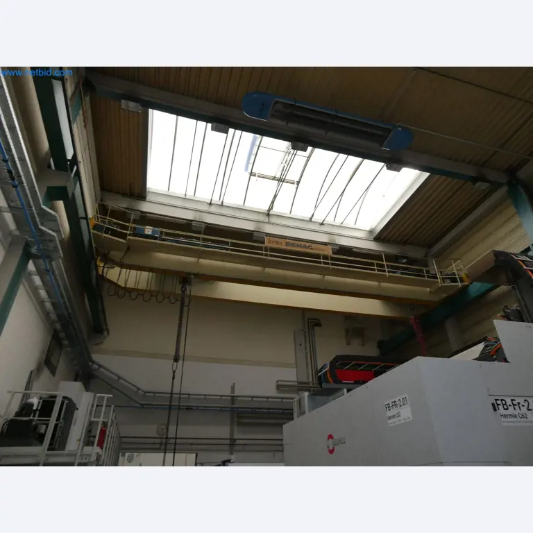 High-tech machinery for prototyping, model making, mold making (automotive)-1