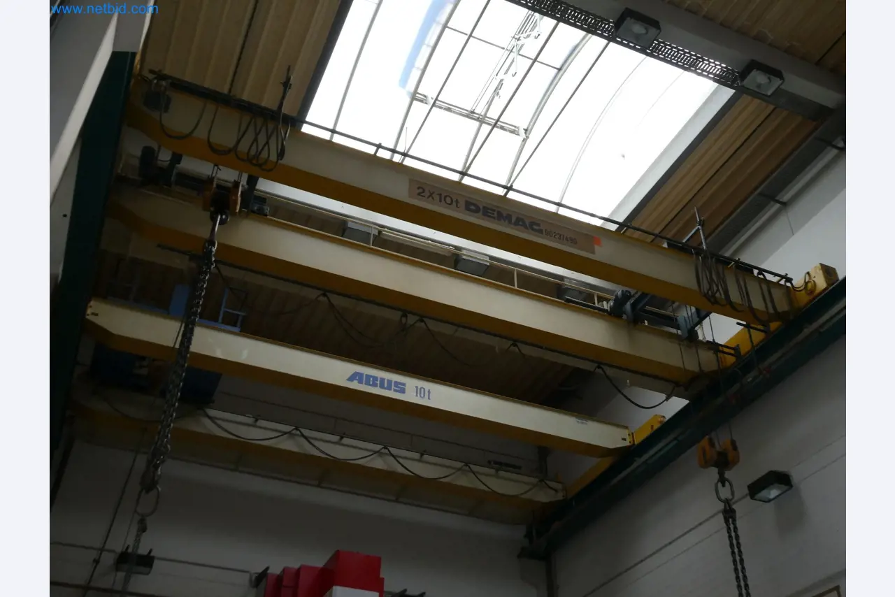 High-tech machinery for prototyping, model making, mold making (automotive)-2