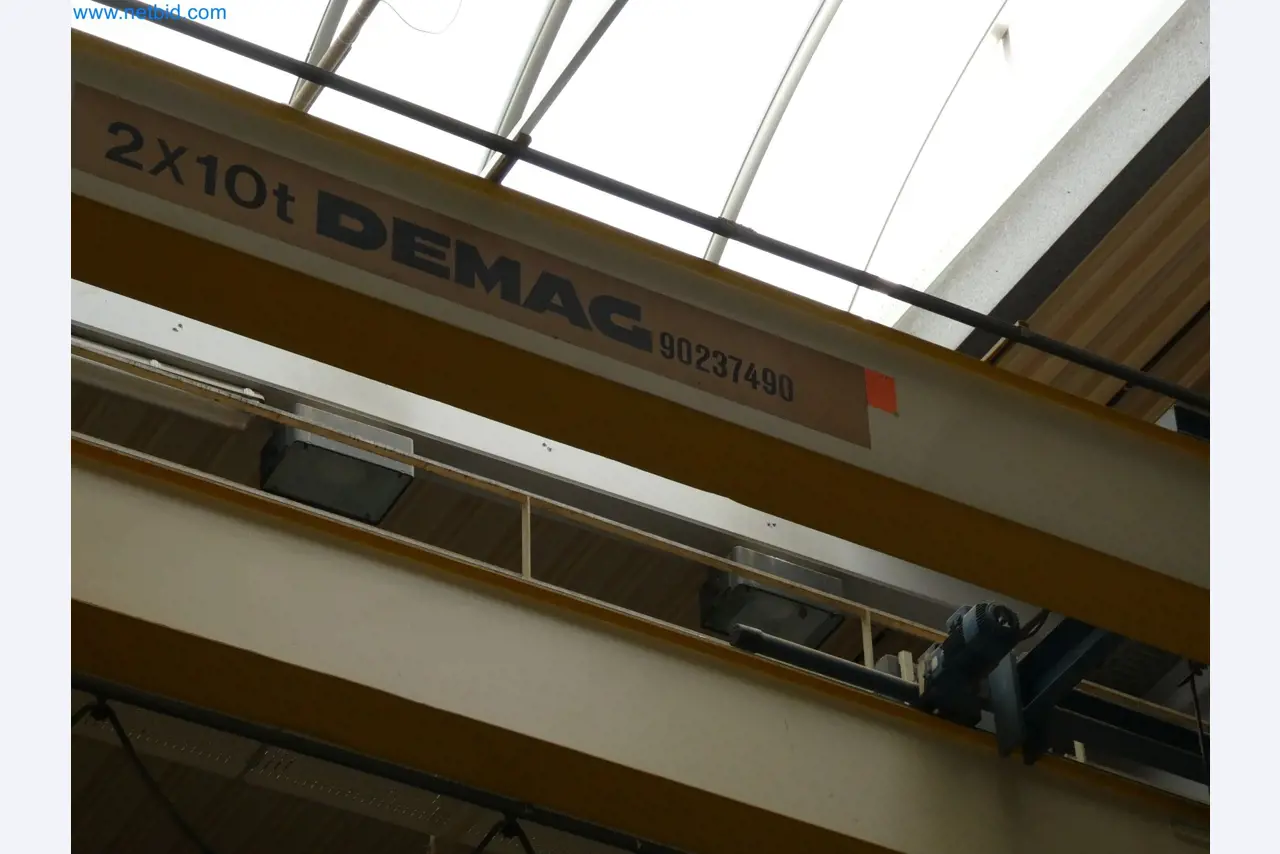 High-tech machinery for prototyping, model making, mold making (automotive)-3