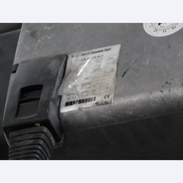 Machines en uitrusting van een industriële dienstverlener-3