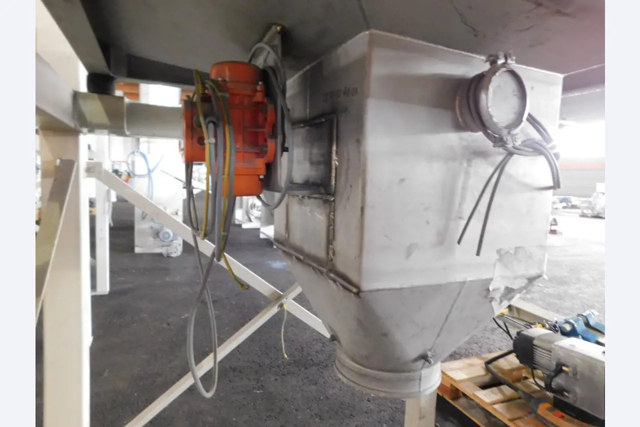 Machines en uitrusting van een industriële dienstverlener-8