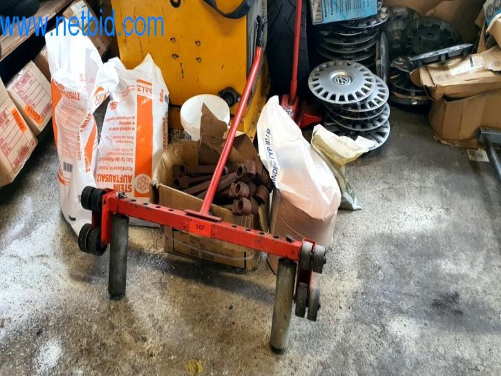 Vybavení a vybavení dílny prodejce pneumatik-1