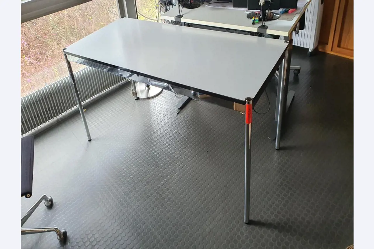 Geräte und Werkstatteinrichtung eines Reifenhandels-1