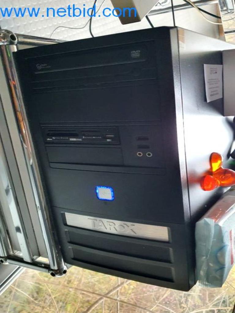 Geräte und Werkstatteinrichtung eines Reifenhandels-3