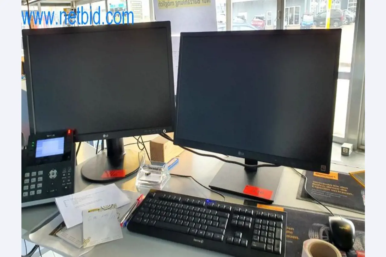 Vybavení a vybavení dílny prodejce pneumatik-1