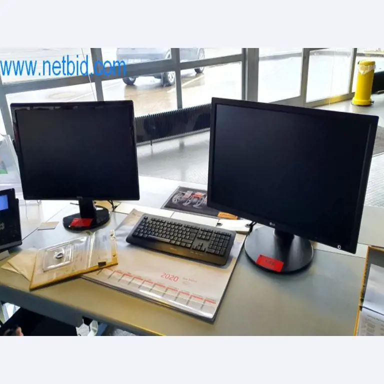 Equipamiento e instalaciones de taller de un distribuidor de neumáticos-1