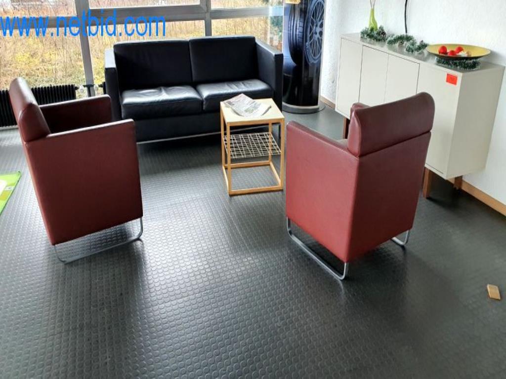 Geräte und Werkstatteinrichtung eines Reifenhandels-1