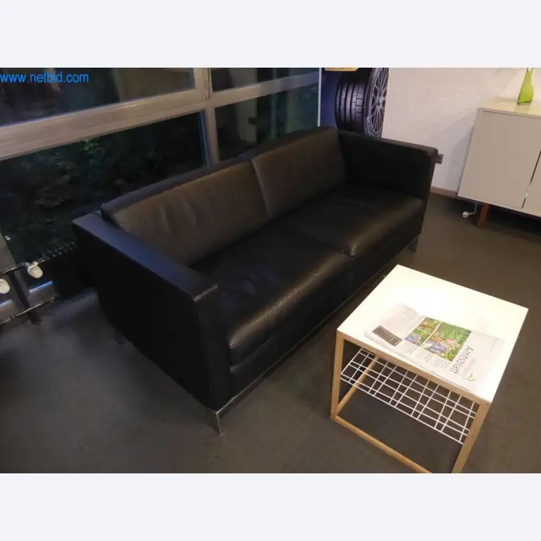 Geräte und Werkstatteinrichtung eines Reifenhandels-3