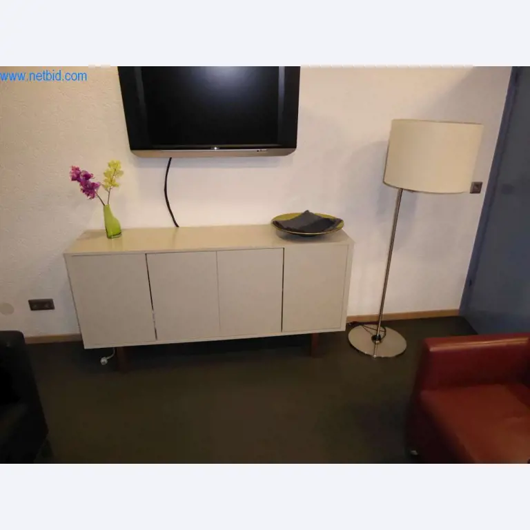 Geräte und Werkstatteinrichtung eines Reifenhandels-4