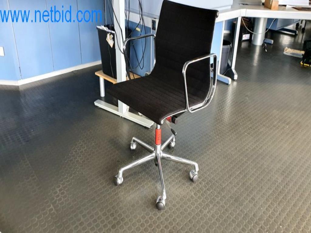 Appareils et équipement d'atelier d'un commerce de pneus-1