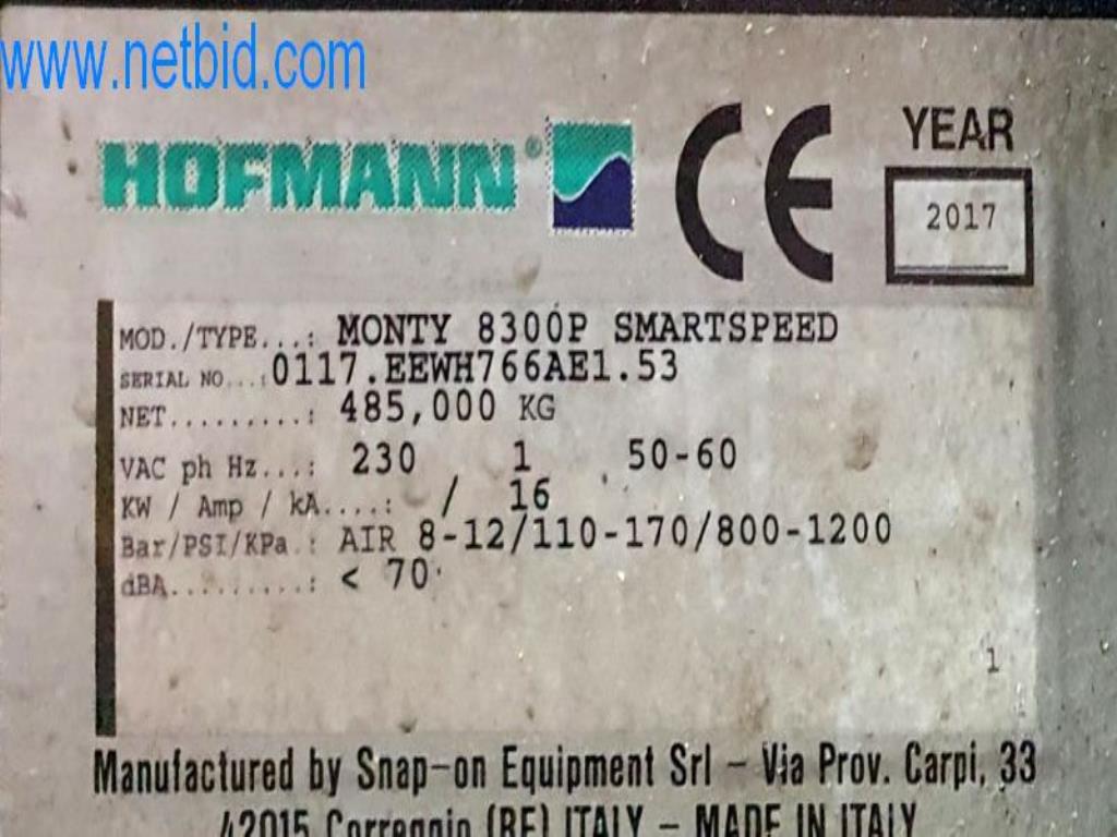 Appareils et équipement d'atelier d'un commerce de pneus-2