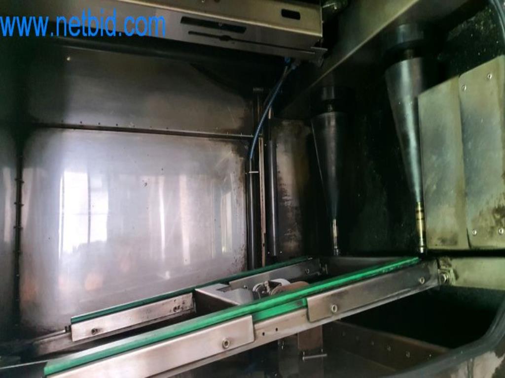 Appareils et équipement d'atelier d'un commerce de pneus-2