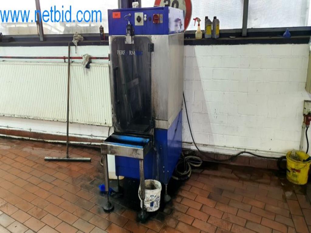 Appareils et équipement d'atelier d'un commerce de pneus-3