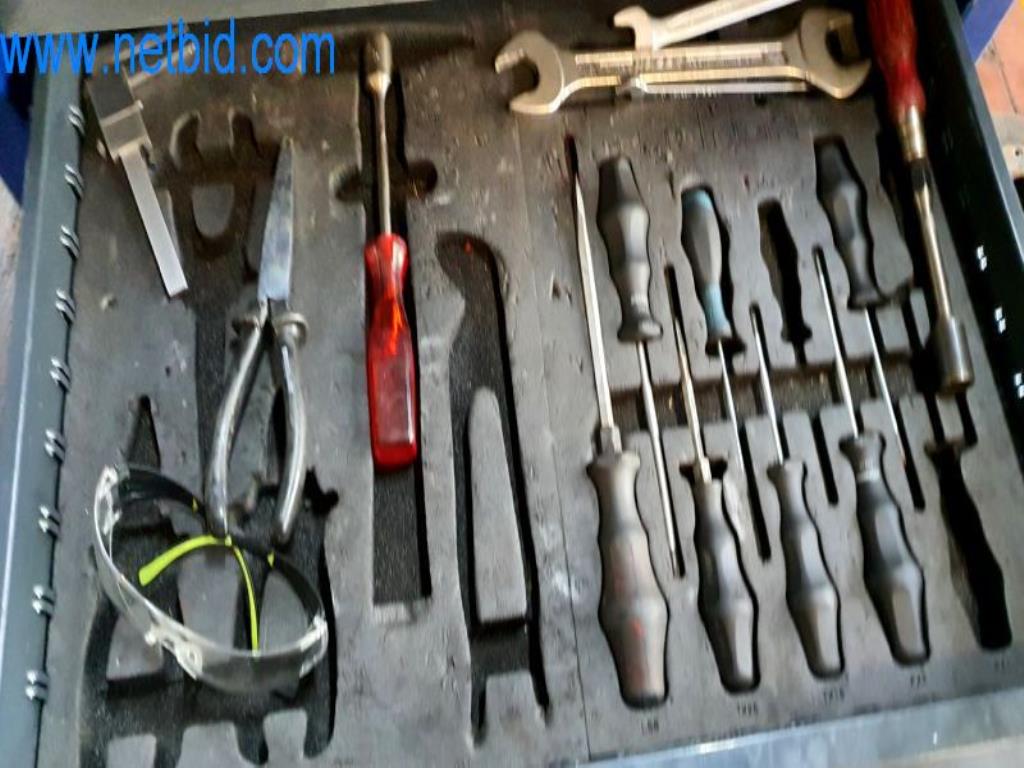 Sprzęt i wyposażenie warsztatu dealera opon-4