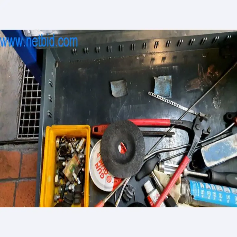 Sprzęt i wyposażenie warsztatu dealera opon-5