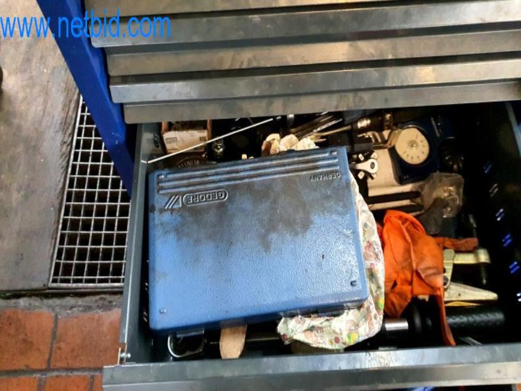 Sprzęt i wyposażenie warsztatu dealera opon-6