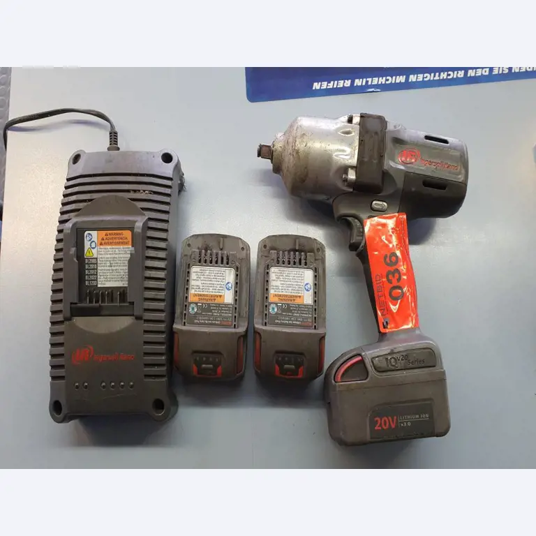 Equipamiento e instalaciones de taller de un distribuidor de neumáticos-1