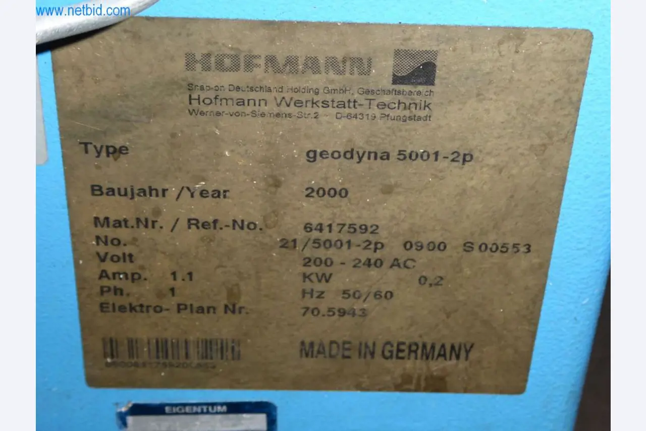 Geräte und Werkstatteinrichtung eines Reifenhandels-2