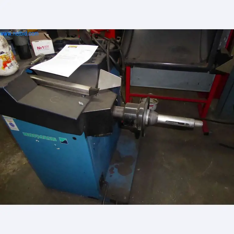 Geräte und Werkstatteinrichtung eines Reifenhandels-5