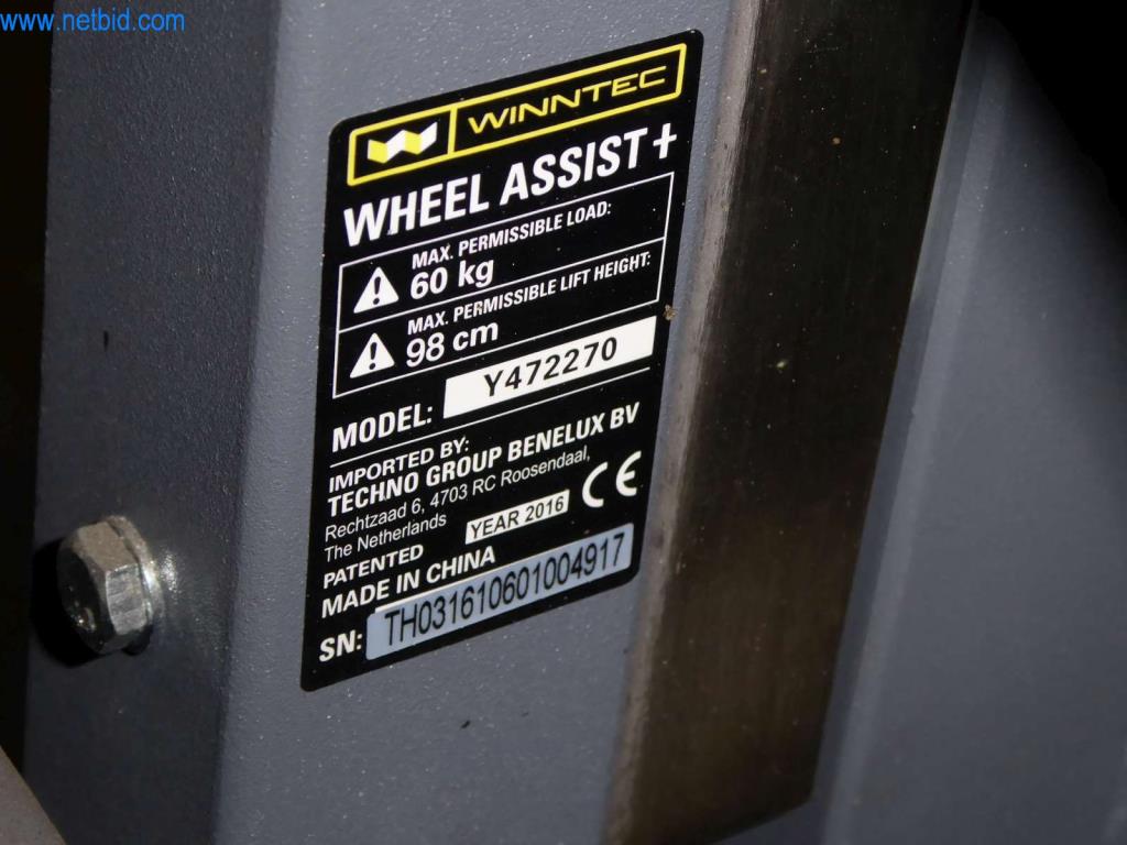 Equipamiento e instalaciones de taller de un distribuidor de neumáticos-2