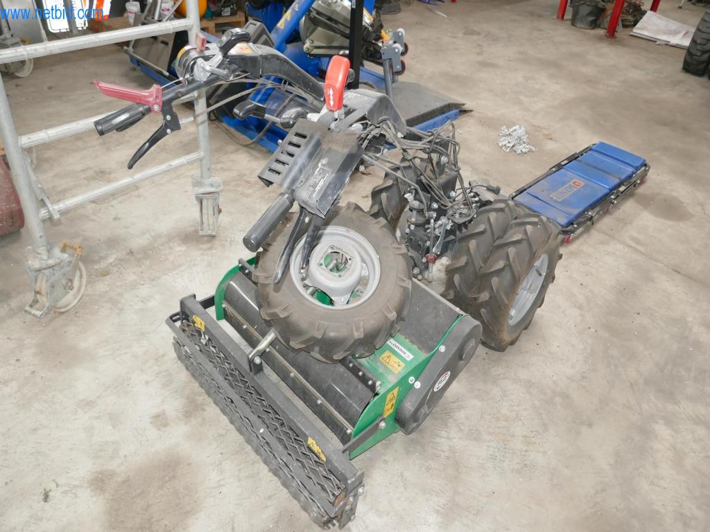 Baumaschinen und -fahrzeuge-3