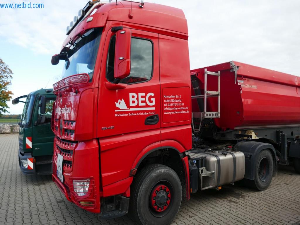 Construction machines and vehicles-3