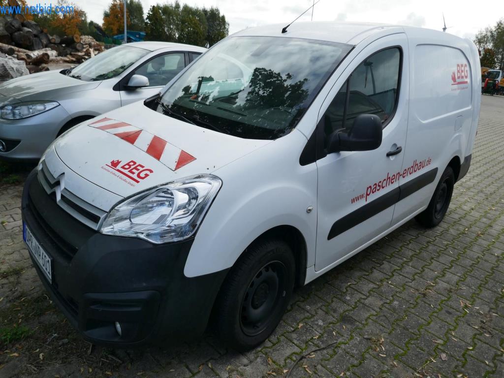 Construction machines and vehicles-1