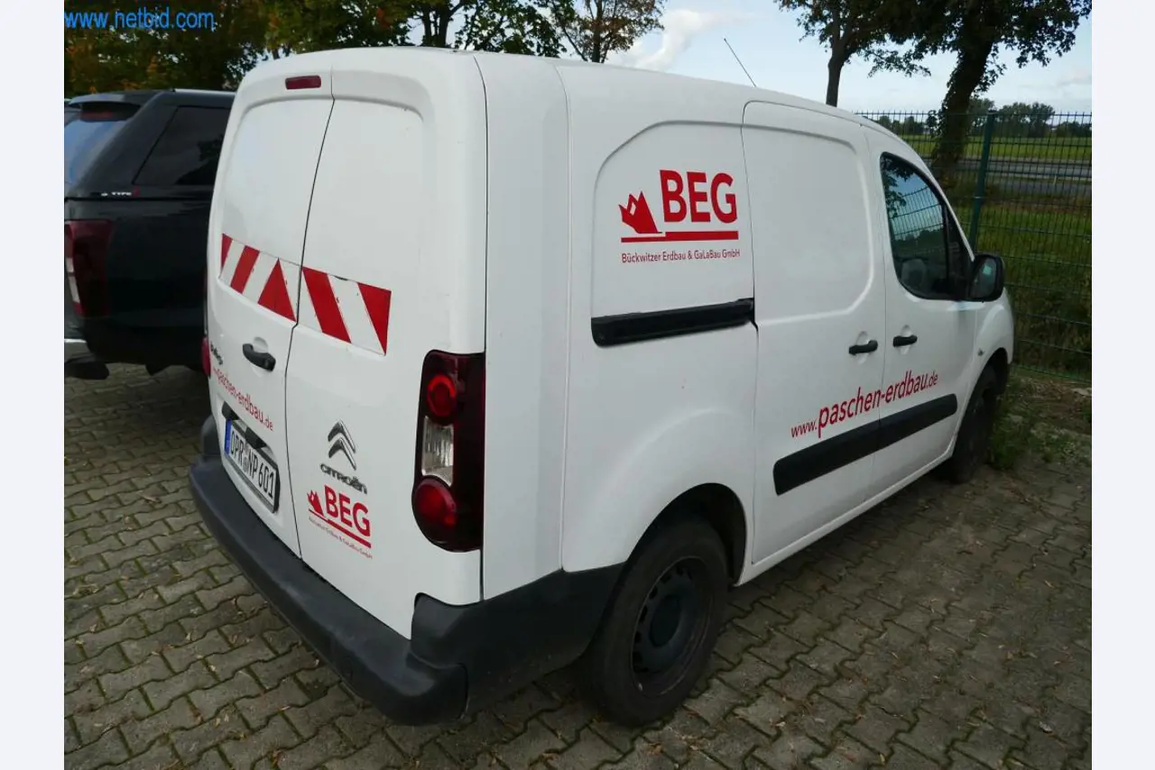 Maquinaria y vehículos de construcción-4