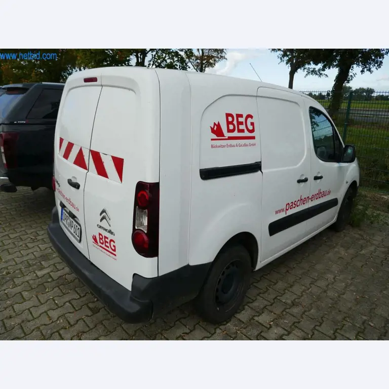 Maquinaria y vehículos de construcción-4