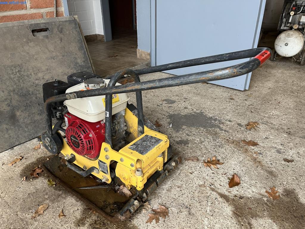 Maquinaria y equipos de construcción de una empresa de ingeniería civil-1