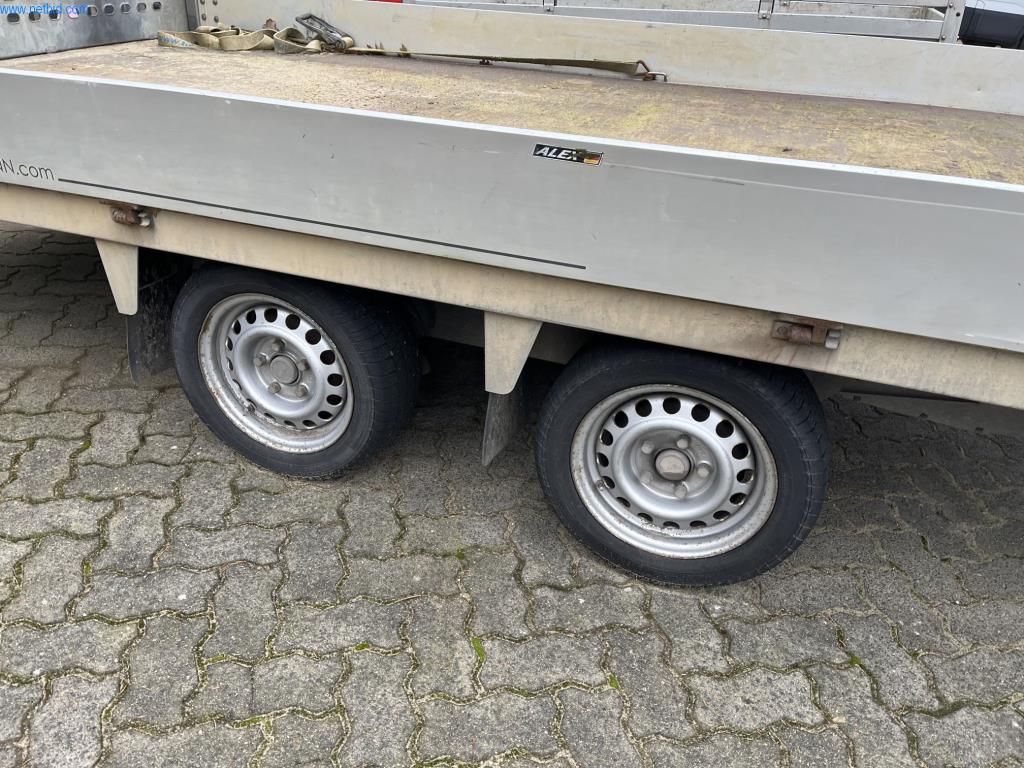 Maquinaria y equipos de construcción de una empresa de ingeniería civil-3