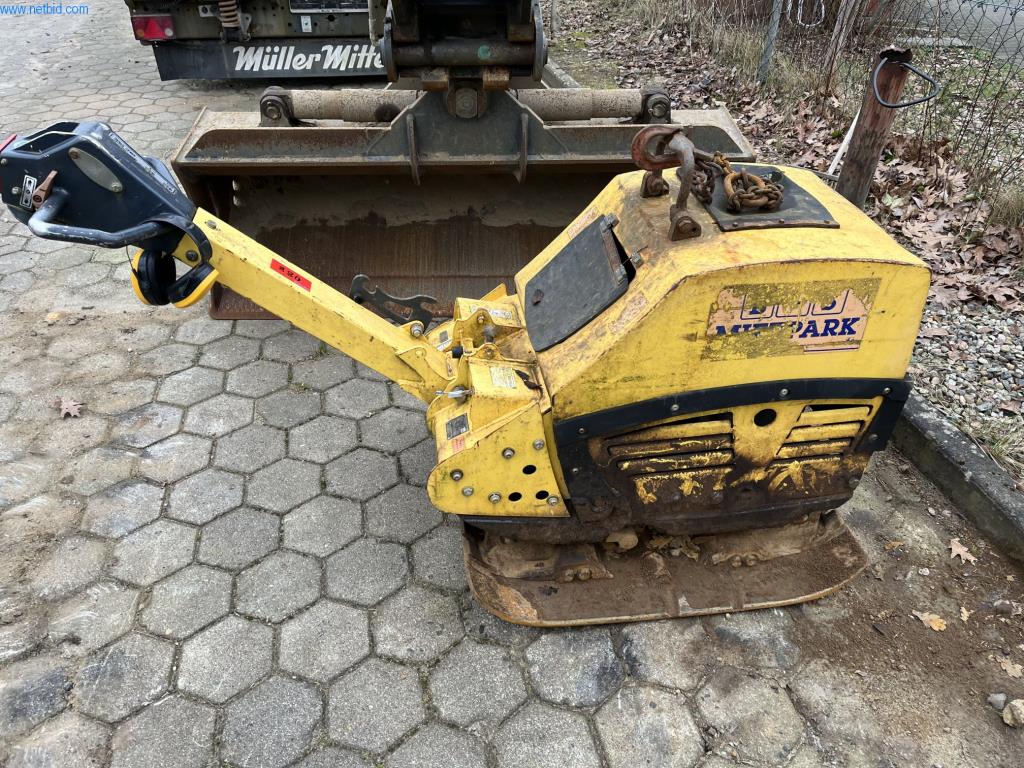 Stavební stroje a zařízení stavební společnosti-1