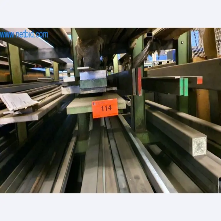 Matériel d'exploitation et de bureau d'une entreprise de construction métallique-2