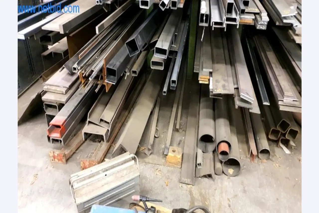 Matériel d'exploitation et de bureau d'une entreprise de construction métallique-5