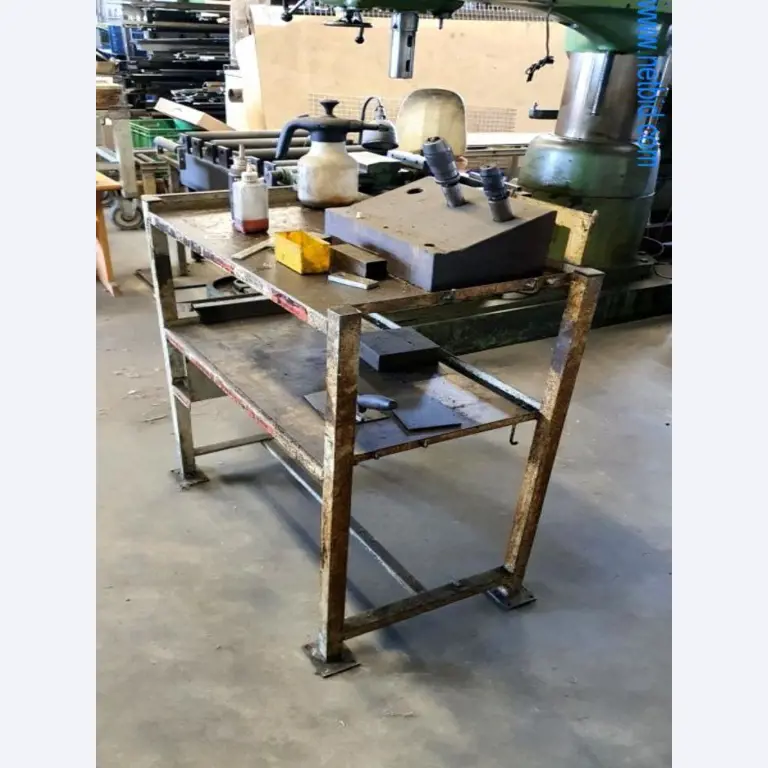 Bedrijfs- en kantooruitrusting van een metaalconstructiebedrijf-3