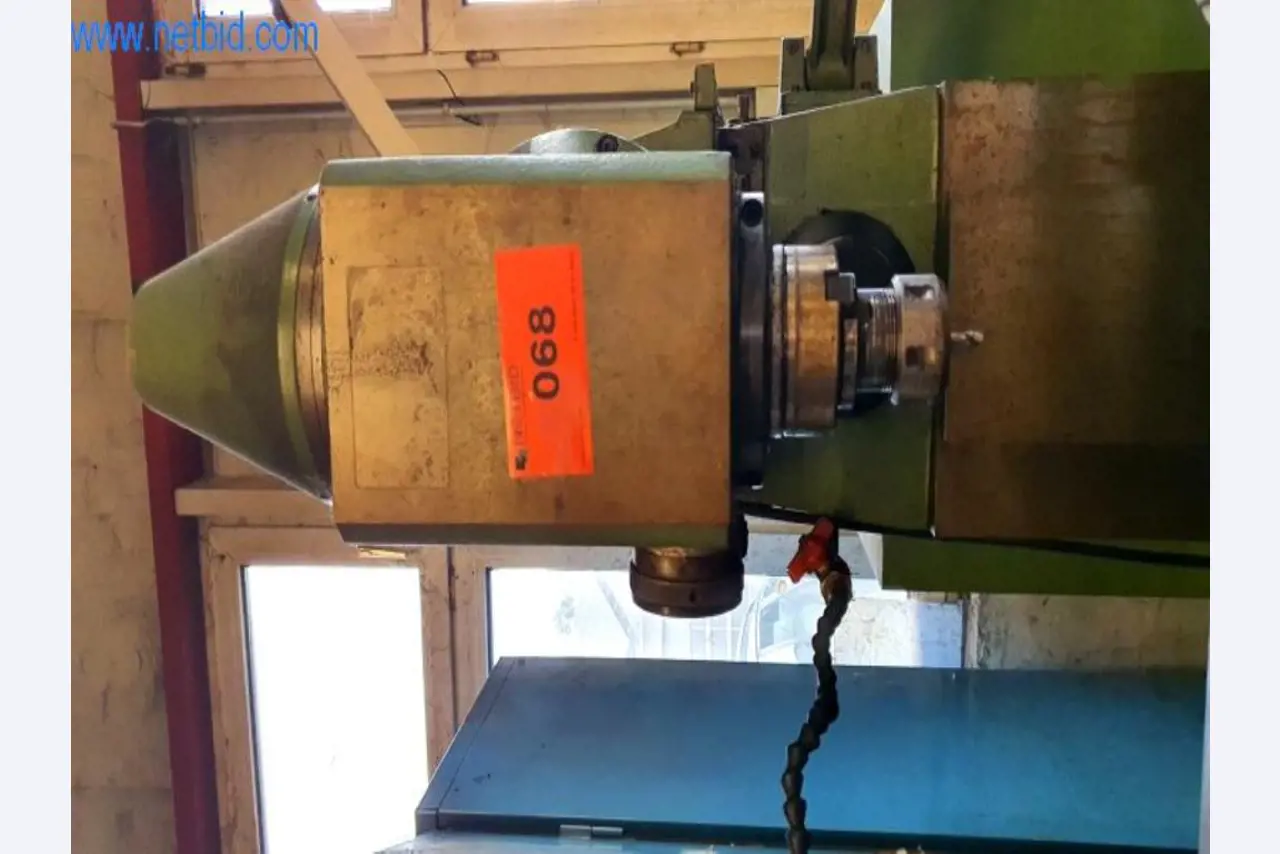 Equipamiento operativo y de oficina de una empresa de construcciones metálicas-11