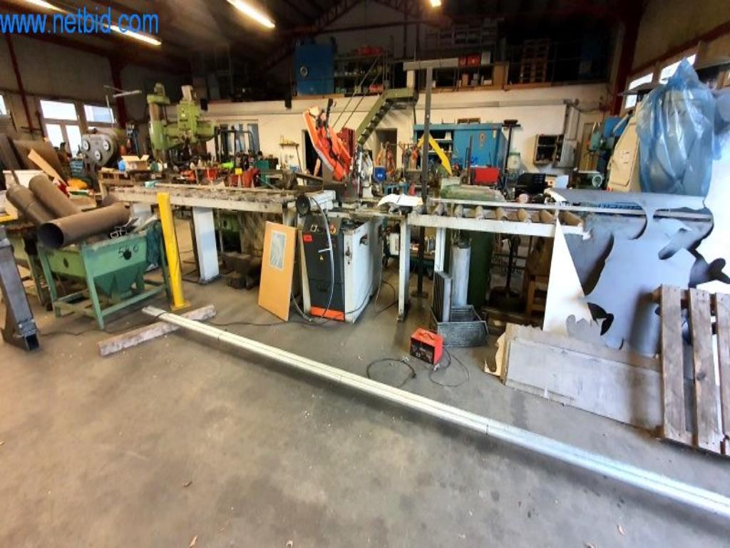 Matériel d'exploitation et de bureau d'une entreprise de construction métallique-2