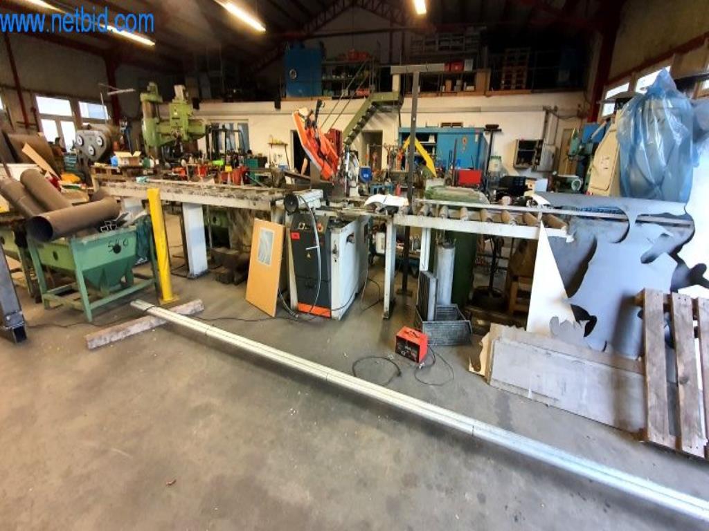 Matériel d'exploitation et de bureau d'une entreprise de construction métallique-3