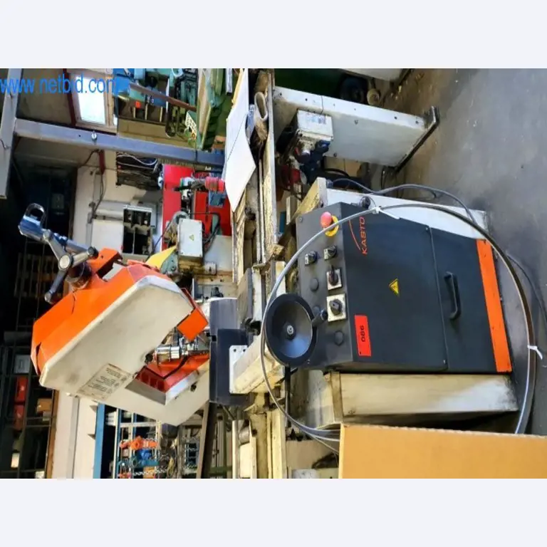 Wyposażenie operacyjne i biurowe firmy zajmującej się konstrukcjami metalowymi-4