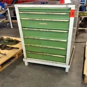 Telescopic drawer cabinet