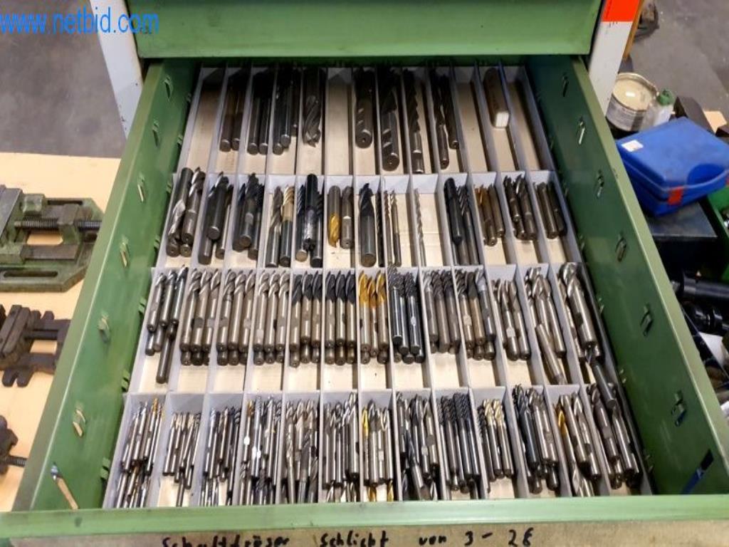 Matériel d'exploitation et de bureau d'une entreprise de construction métallique-3