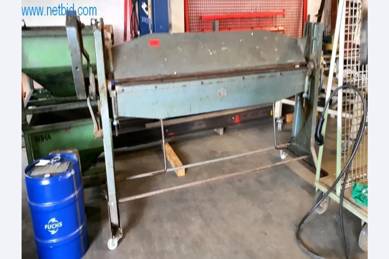 Matériel d'exploitation et de bureau d'une entreprise de construction métallique-1