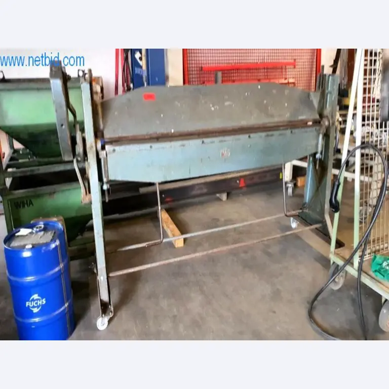 Matériel d'exploitation et de bureau d'une entreprise de construction métallique-1