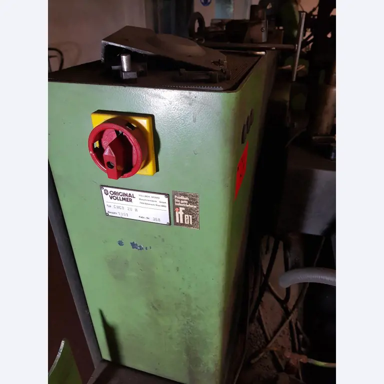 Dobrze utrzymany sprzęt warsztatowy, różne maszyny do ostrzenia i szlifowania-2