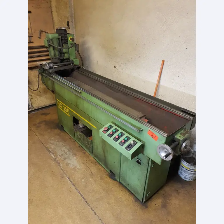 Dobro vzdrževana oprema delavnice, različni stroji za brušenje in ostrenje-1