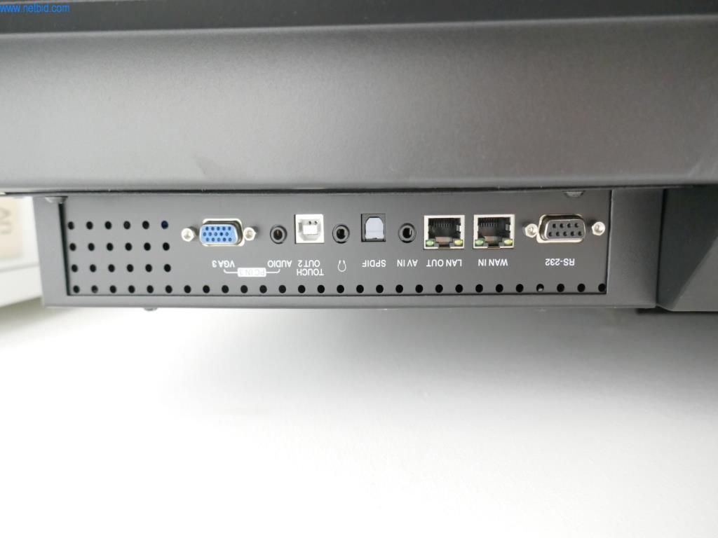 Dobrze utrzymany sprzęt laboratoryjny-3