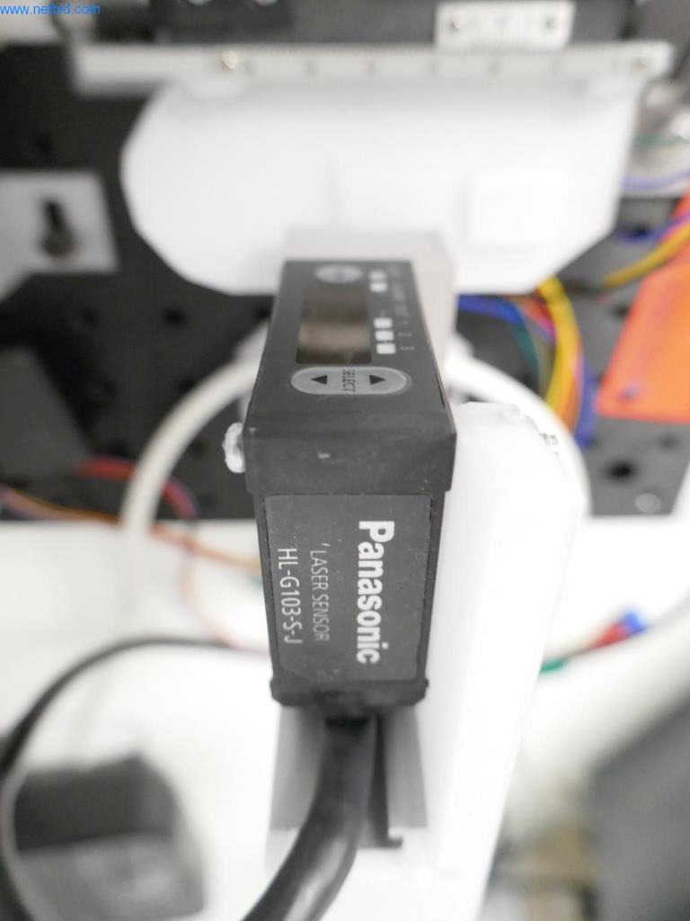 Dobrze utrzymany sprzęt laboratoryjny-6